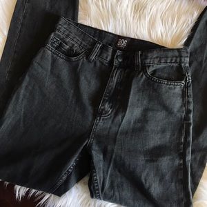 BDG High Waisted Mom Jeans